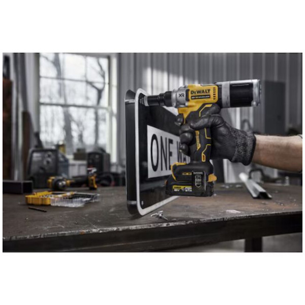 Riveteuse xr 18v brushless 6,4 mm - sans batterie ni chargeur, coffret tstak