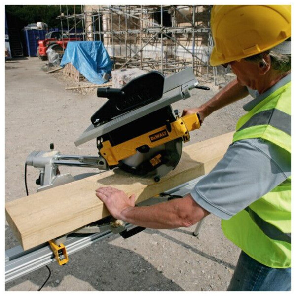 Scie onglet à table sup. d27113
