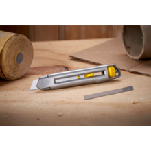 Cutter interlock 18mm