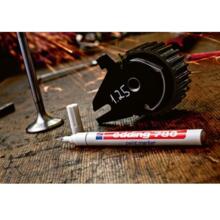 Marqueur peinture permanent 780